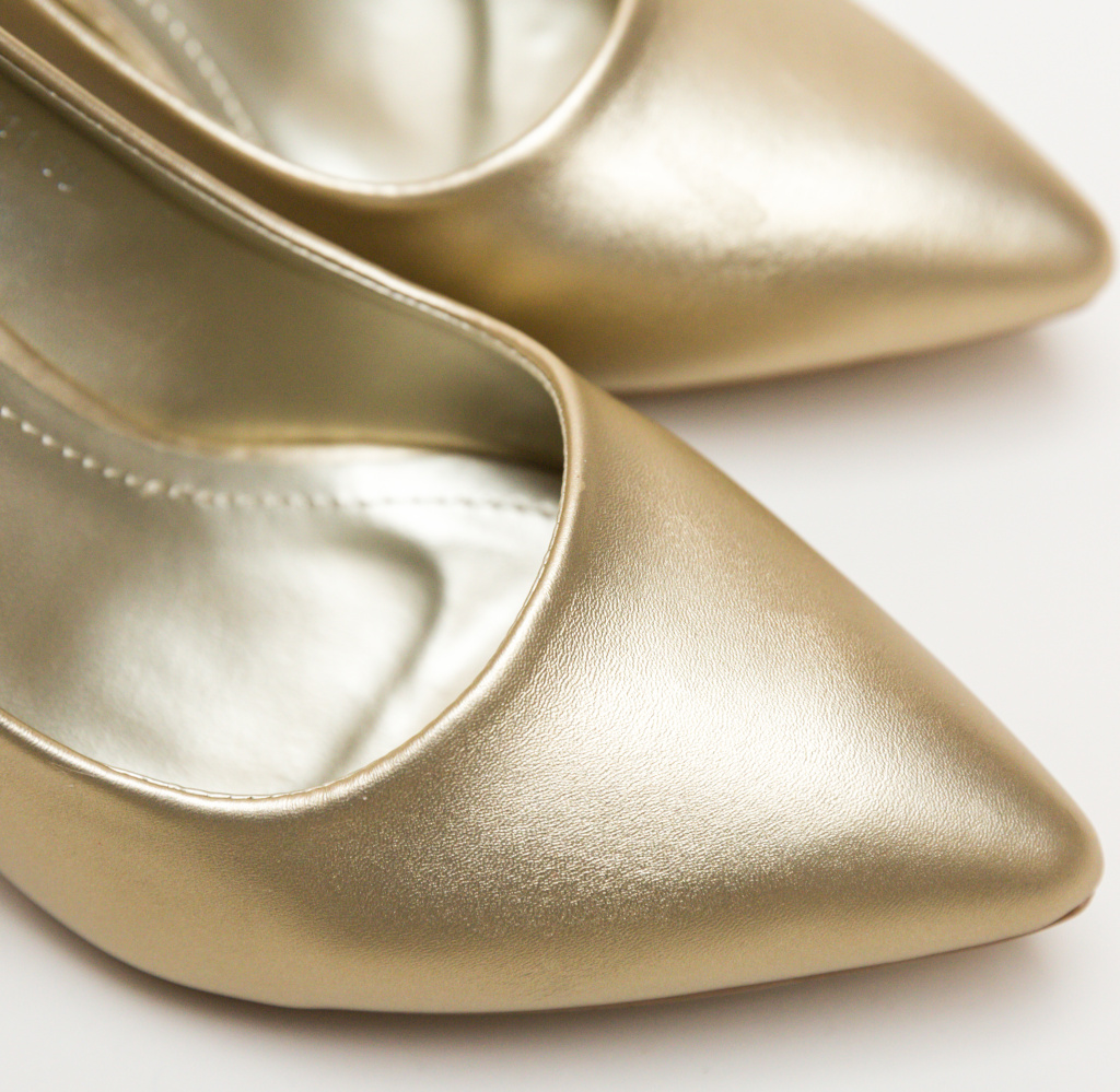 Pantofi Cheloo Aurii de ocazie ieftini cu toc subtire