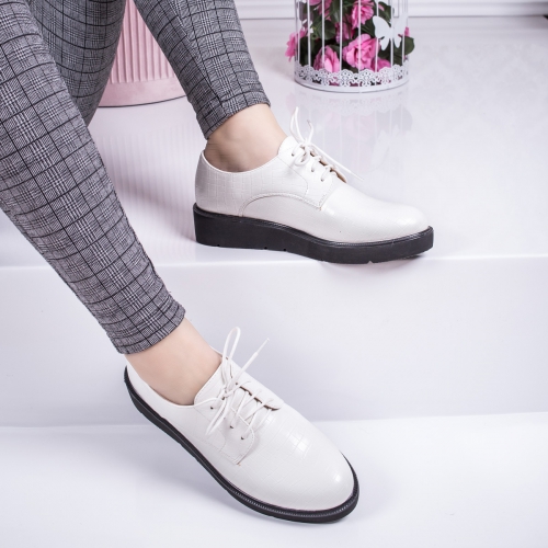 Pantofi casual dama albi Velisela tip Oxford pentru Office sau zi